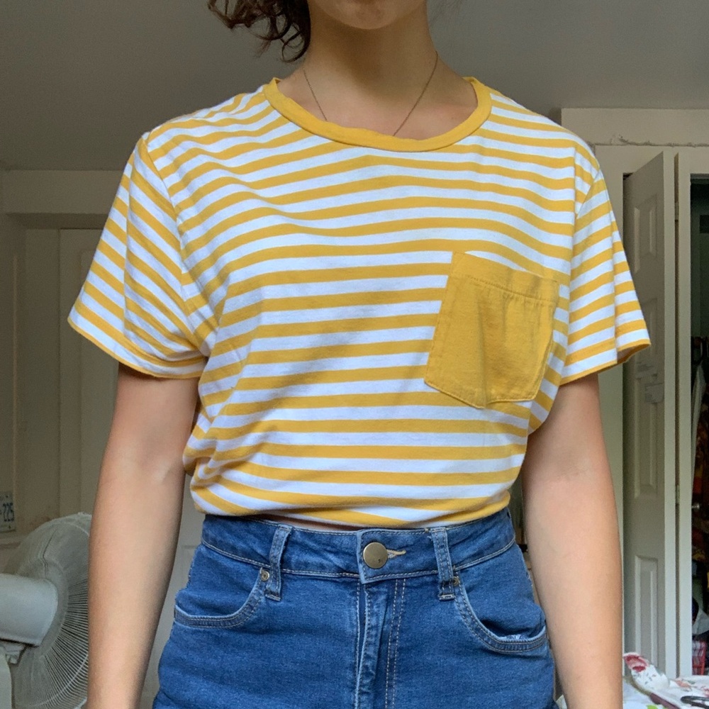 Striped yellow tshirt